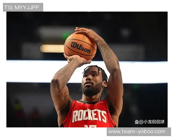 小卡表现起伏不定17投9中斩获22分8篮板6助攻三分球全失落空